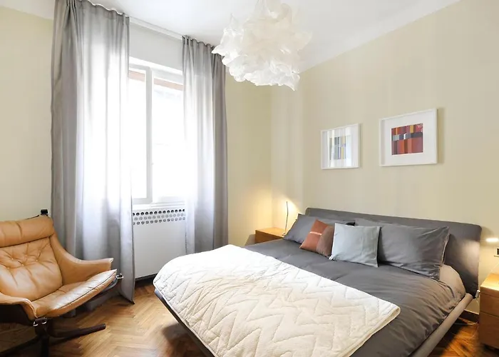 Ur-nest Borgo Lägenhet